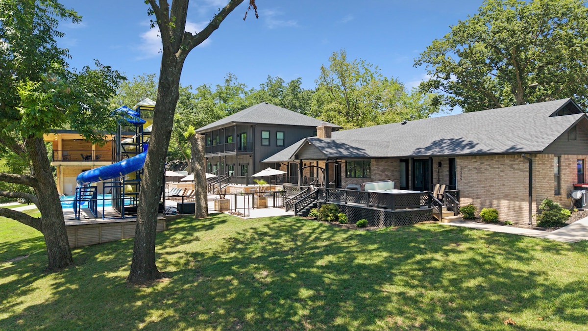 The Grove Estate photo