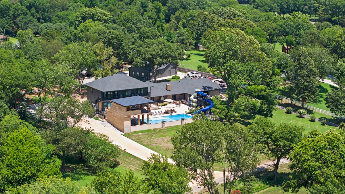 The Grove Estate photo