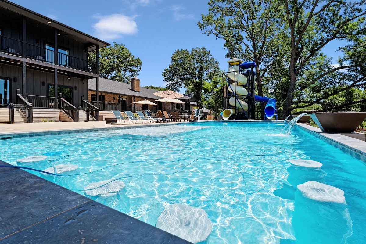 The Grove Estate photo