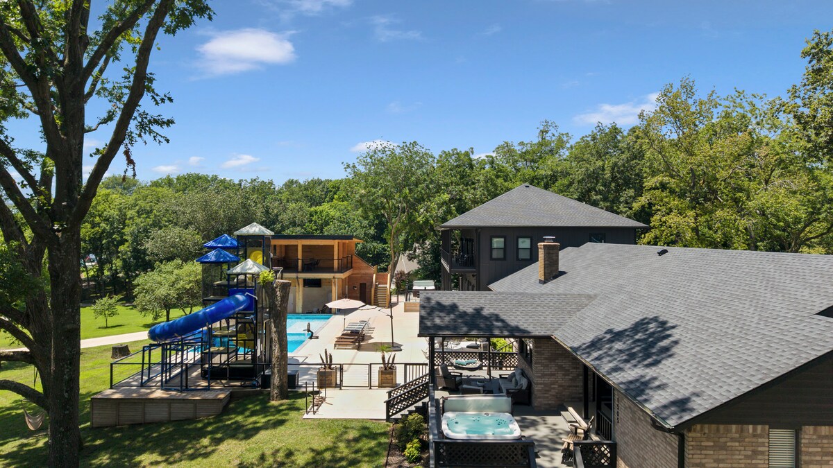 The Grove Estate photo